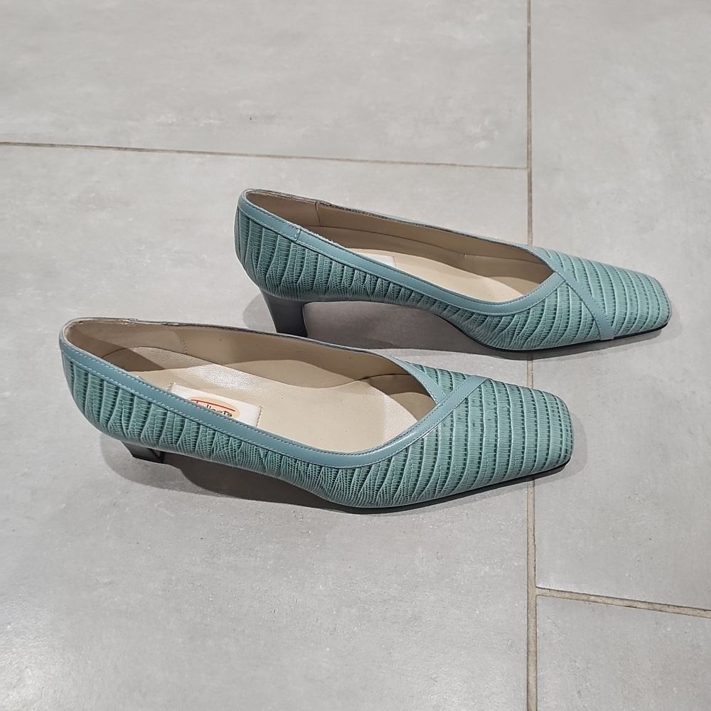 Vtg.Talbots Shoes,Turqueza Leather Finola Vero Cuio Italian Made Pumps Heels . - Picture 2 of 8